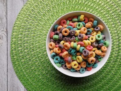 cereal-fruit-loops-colorful-breakfast